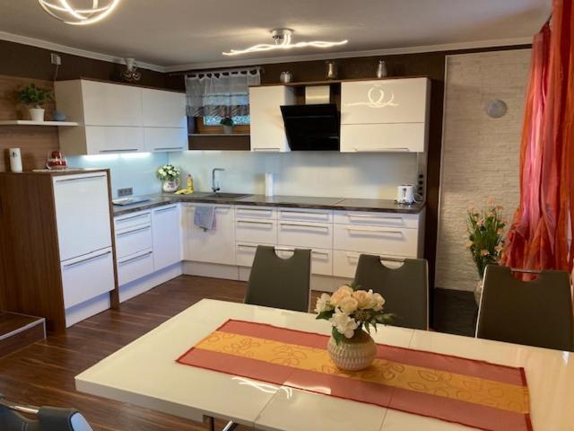 Schottwien Haus Am Fusse Des Semmerings מראה חיצוני תמונה